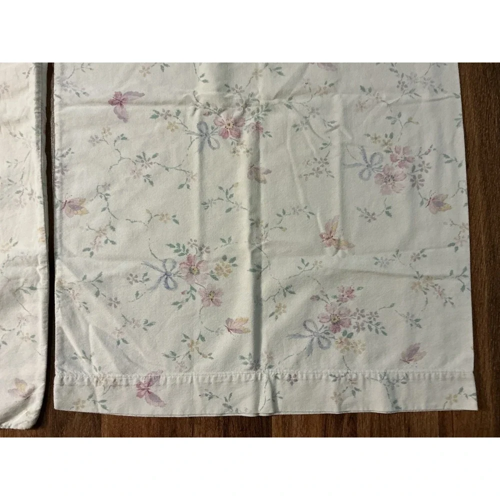 2pc Vtg JC Penney Shabby Chic Style Butterfly Floral STANDARD Pillowcases USA